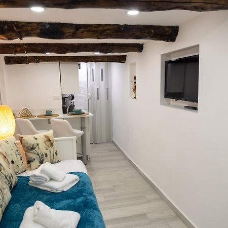 Bed and breakfast A Casarell Napoli Extérieur photo